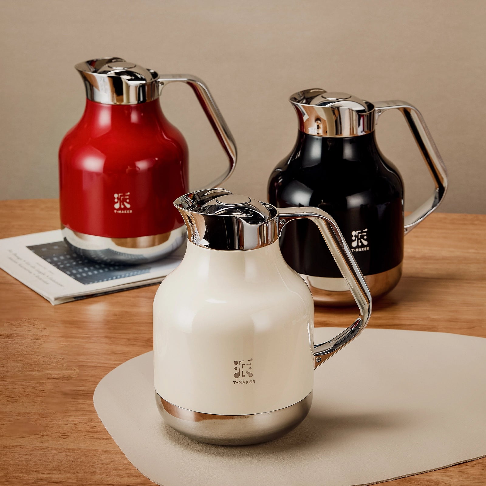 40 Oz Thermal Steeping Teapot with Infuser Red