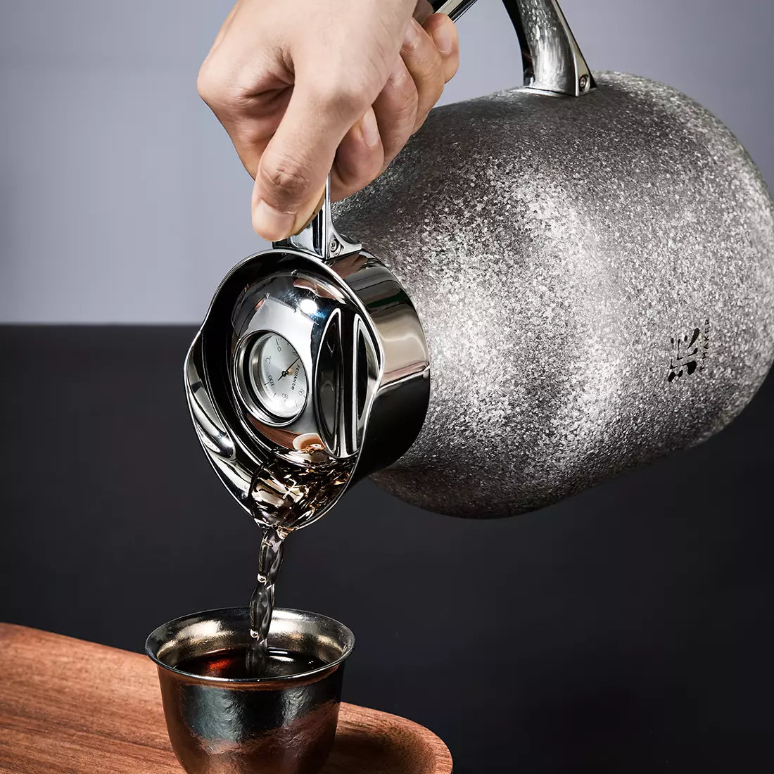 40 Oz Pure Titanium Thermal Steeping Teapot with Infuser Silver