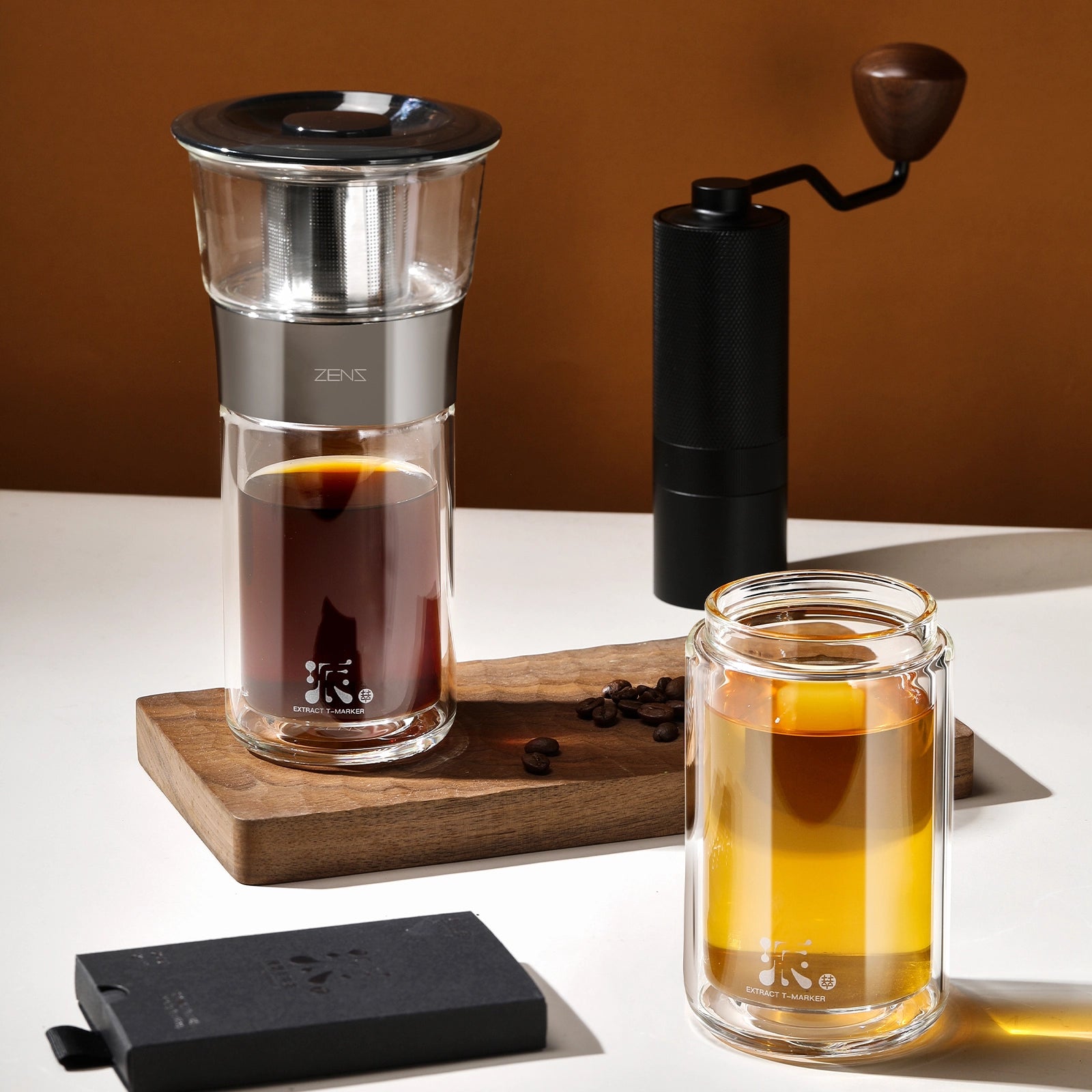 Double-Walled Tea &amp; Coffee Maker with Precision Filter