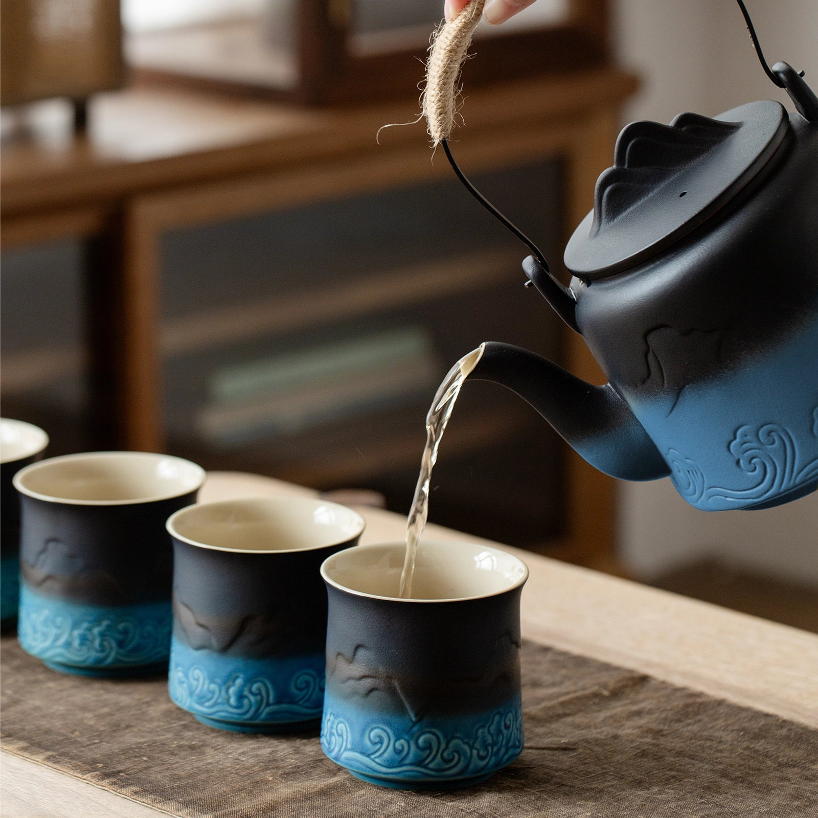 ZENS 8 oz Black &amp; Blue Japanese Tea Set 4 Cups for Tea.